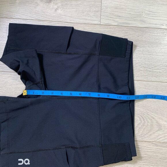 On Running Sprinter Navy Running Training Shorts - Picture 11 of 13